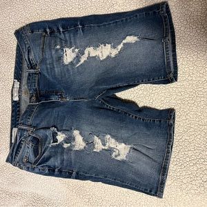 Torrid Boyfriend Distressed Denim Shorts Size 20